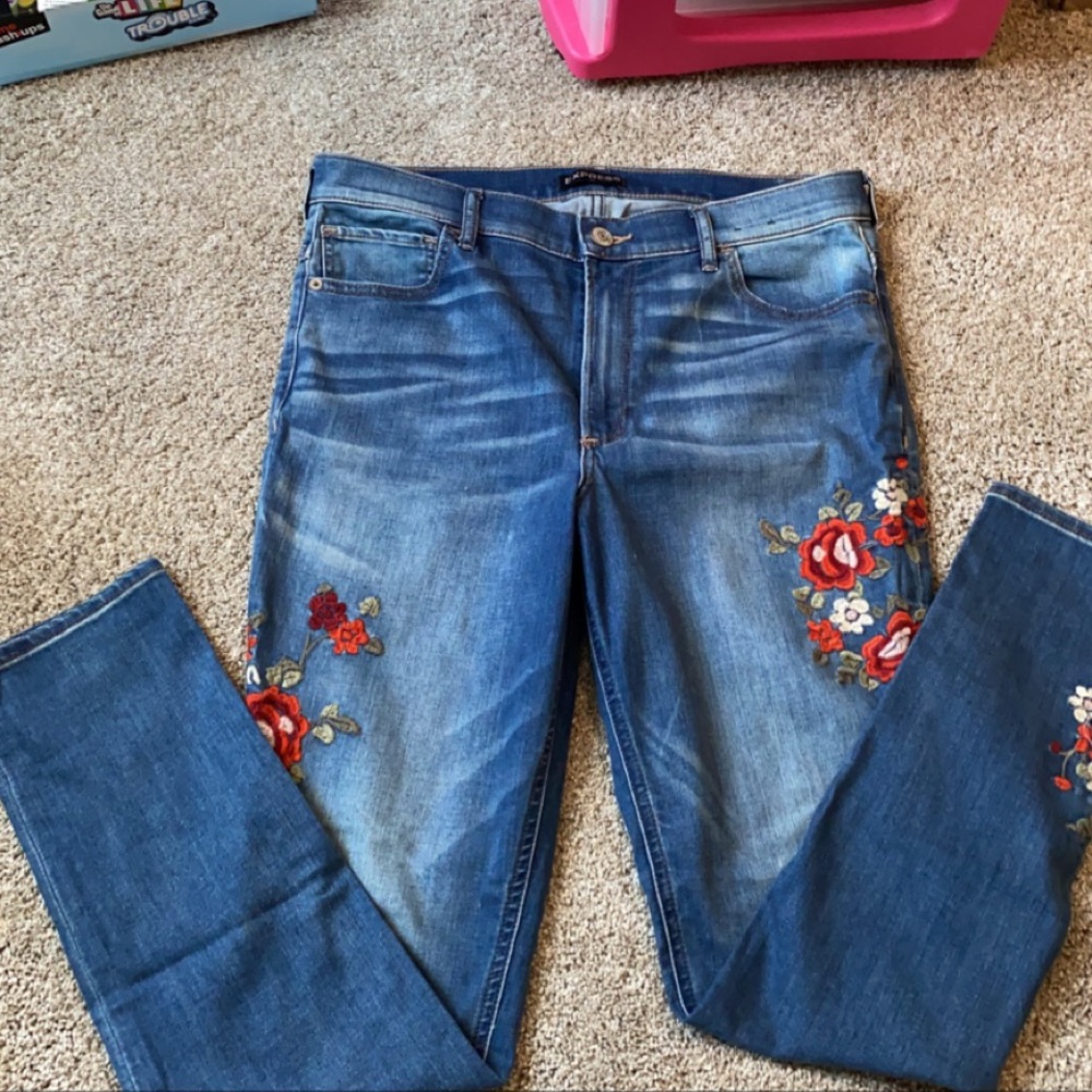 Express embroidered jeans
